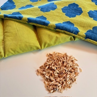 Schnittmuster mit Stoffen im Set