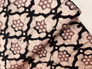 Batikprint 28 schwarzbeige