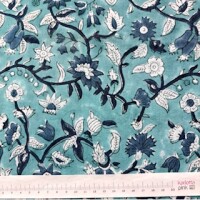 Blockprint Flower elegance on water