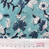 Blockprint Flower elegance on water