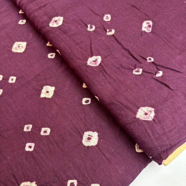 Batikprint white rings on purple