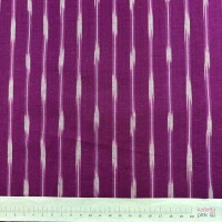 IKAT Baumwollstoff White on magenta